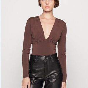 Abercrombie & Fitch Long-Sleeve Slinky V-neck Bodysuit in brown
